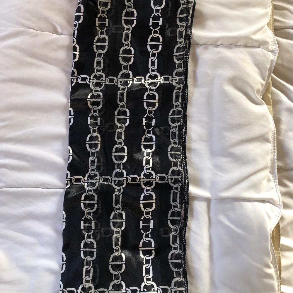 Black Scarf with Chain Link Pattern